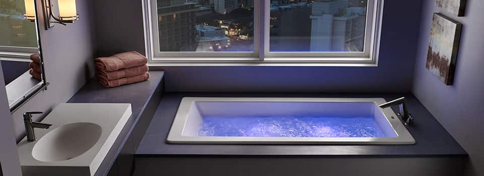 Luxury bath tub